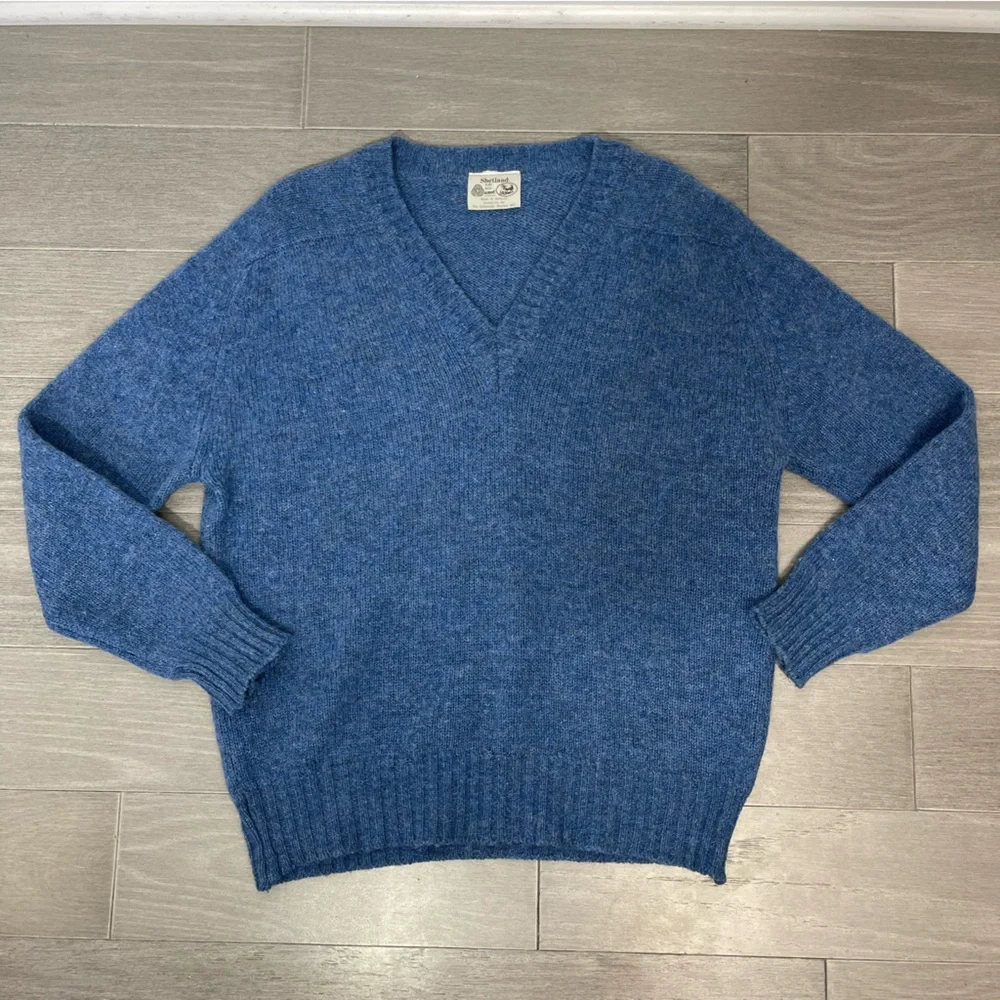Vintage Shetland Pure New Wool V-Neck Sweater Blue Made In Scotland Classic 40 L - Picture 14 of 16